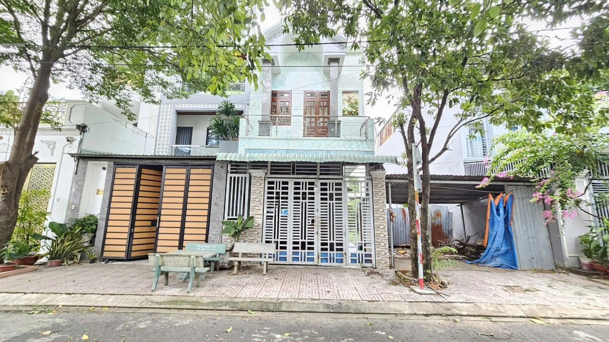 Bán nhà trệt lầu 110m² 4 tỷ 650 triệu Dĩ An - Ảnh thu nhỏ 3