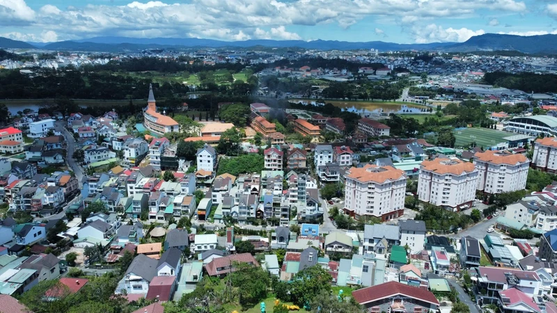 Bán nhà 236m2 mặt tiền 13,8m Nguyễn Trãi Đà Lạt