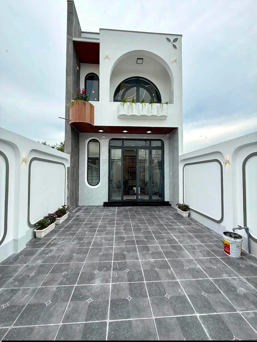 Bán nhà lầu lửng 3PN 5x23m Tây Ninh 1 tỷ 990 triệu - Ảnh 1