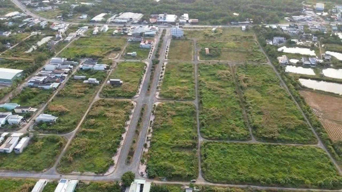 Bán đất lô góc 200m2 KDC Phước Đông, Cần Đước, Long An giá 1,6 tỷ - Ảnh thu nhỏ 2