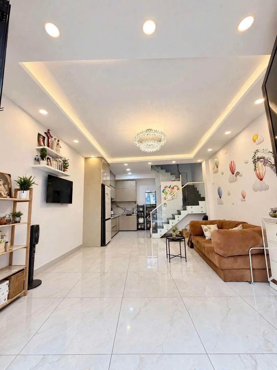 Bán nhà 4 tầng 39m2 đường Âu Cơ, Tân Bình, full nội thất, giá 6,95 tỷ - Ảnh thu nhỏ 2