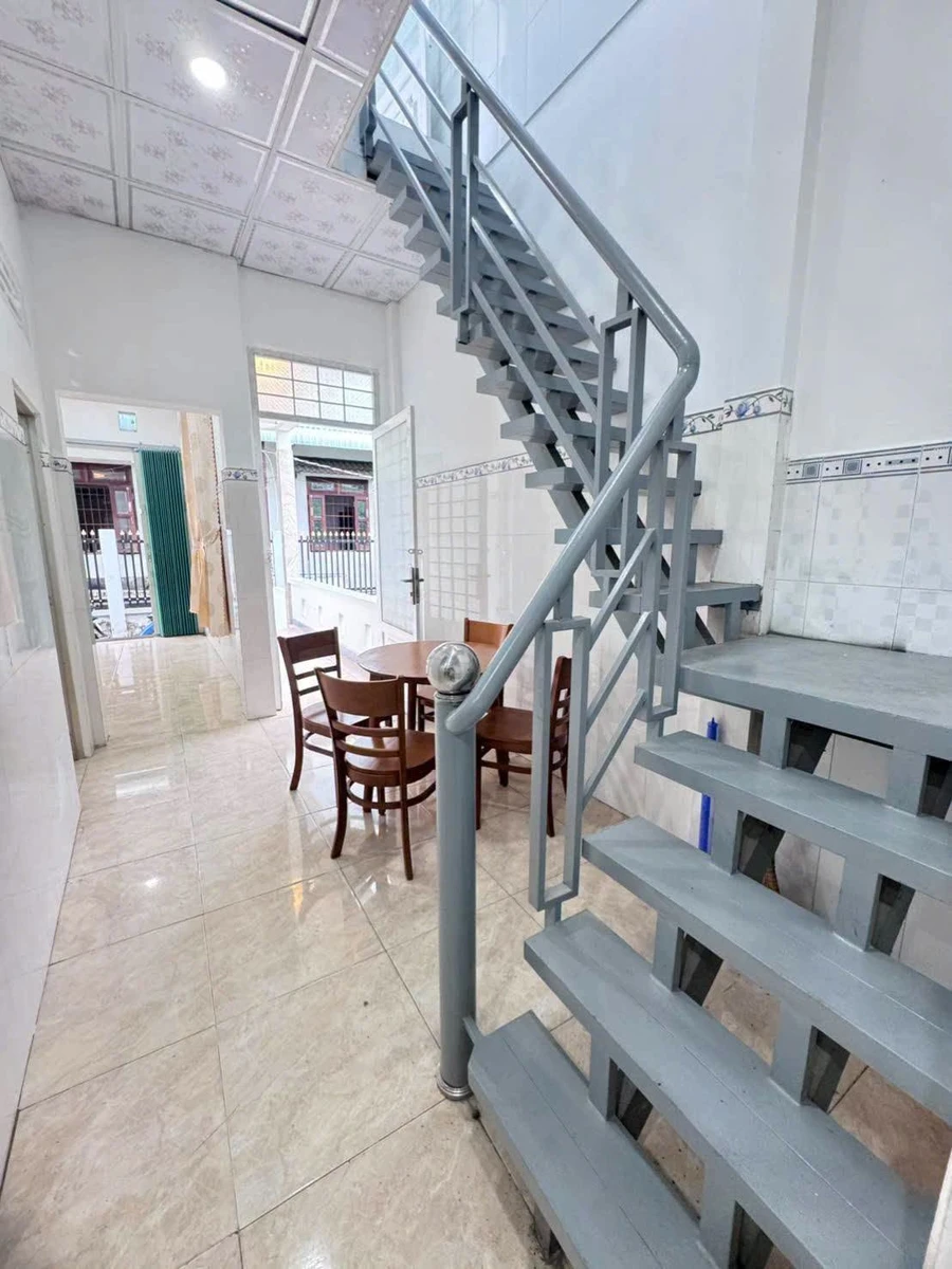 Bán nhà 1 trệt 1 lầu 3PN Phú Tân, 136m² - Ảnh thu nhỏ 5