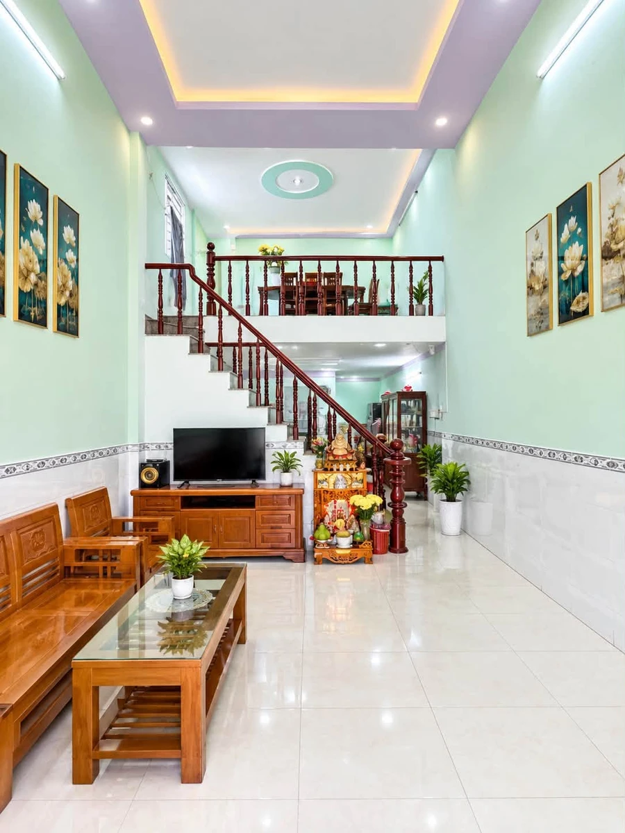Bán nhà 3 phòng ngủ 80m2 gần chợ Hoá An 950 triệu - Ảnh 1
