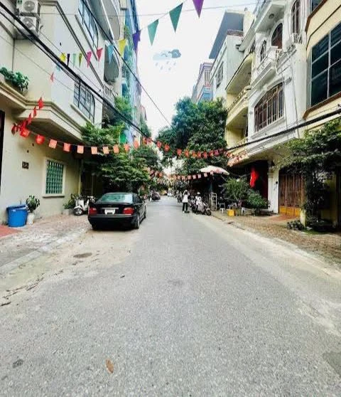 Bán nhà 6 tầng 100m Minh Khai, Hà Nội 11 tỷ