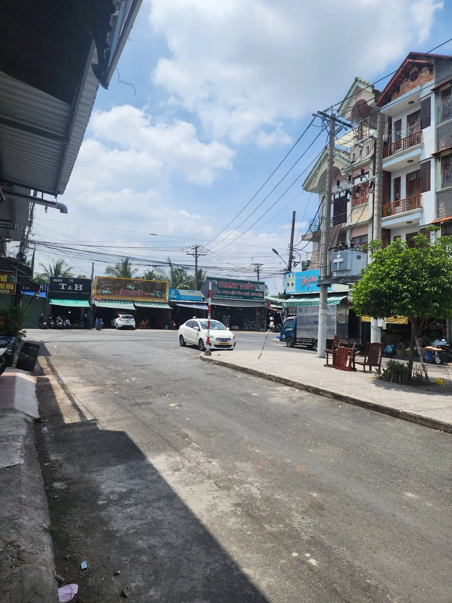 Bán dãy trọ 1 kiot + 5 phòng 150m2 KDC 434 Bình Hòa, Thuận An, giá 7,3 tỷ - Ảnh thu nhỏ 2