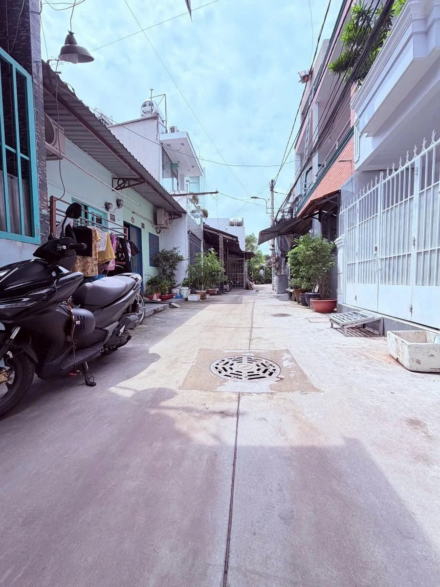 Bán nhà 3 tầng 37m² 3PN Quận 8 nhỉnh 5 tỷ - Ảnh thu nhỏ 2