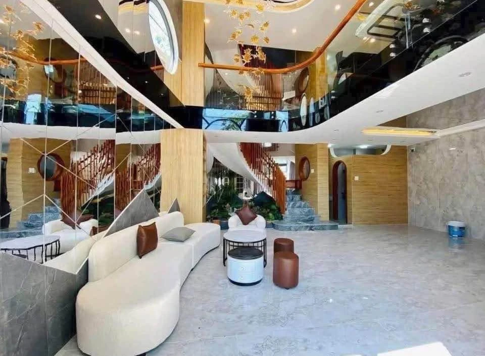 Bán nhà mặt tiền 4,5 mê 54m2 Hoàng Văn Thụ Quy Nhơn 7,3 tỷ - Ảnh thu nhỏ 2