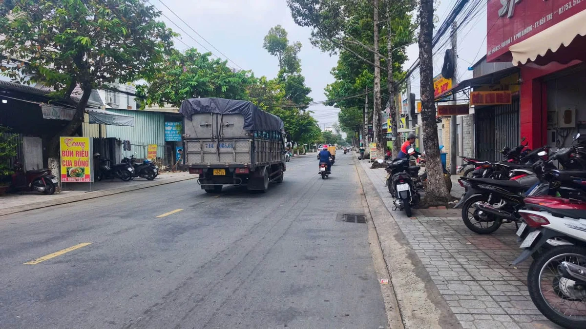Bán nhà mặt tiền Nguyễn Thị Định 208,8m2 giá 3,2 tỷ Gò Vấp - Ảnh thu nhỏ 2