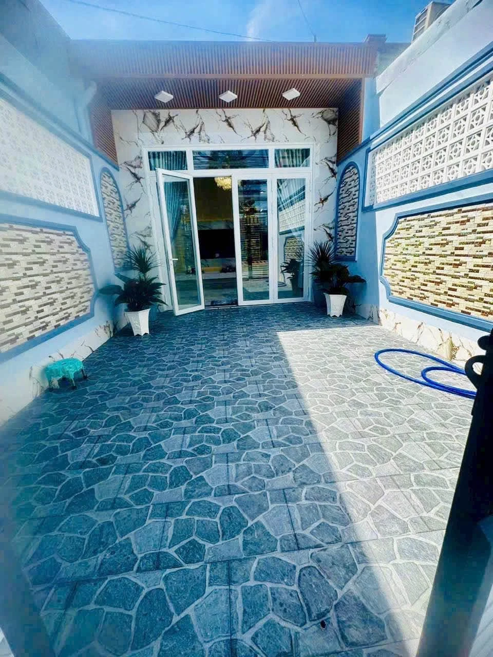 Nhà mặt tiền bán Nguyễn Chí Thanh, 103 m², 3 phòng, 4 tỷ 190 - Ảnh 1