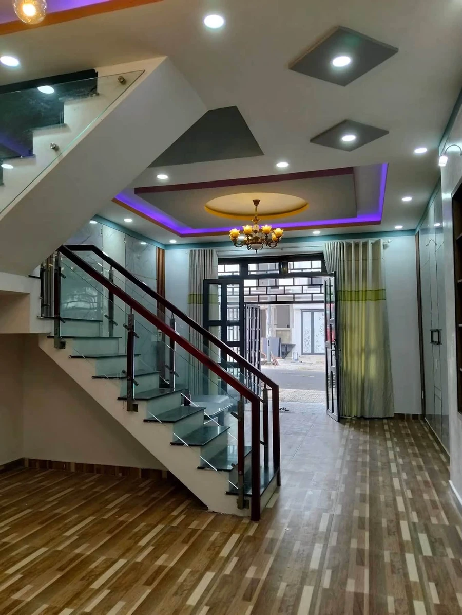 Bán nhà 1 trệt 2 lầu 5PN 75m² Tân Uyên, giá 2,59 tỷ - Ảnh thu nhỏ 2