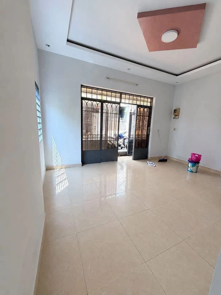 Bán nhà 2 mặt tiền hẻm xe hơi 71m2 phường Tân Mai, Biên Hòa giá 2,85 tỷ - Ảnh 1