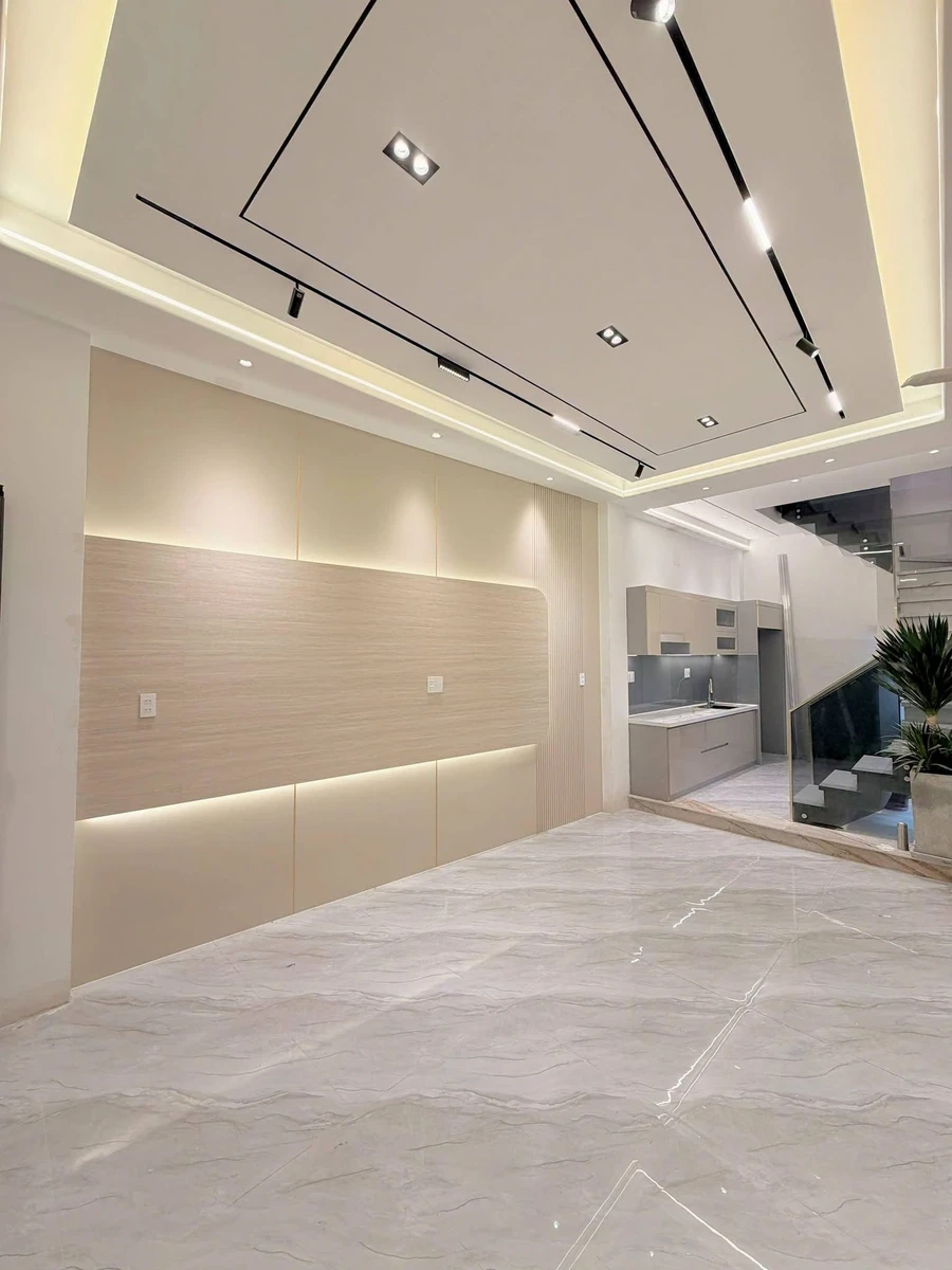 Bán nhà Quận 4 40m² 3 phòng ngủ 8,8 tỷ - Ảnh thu nhỏ 4