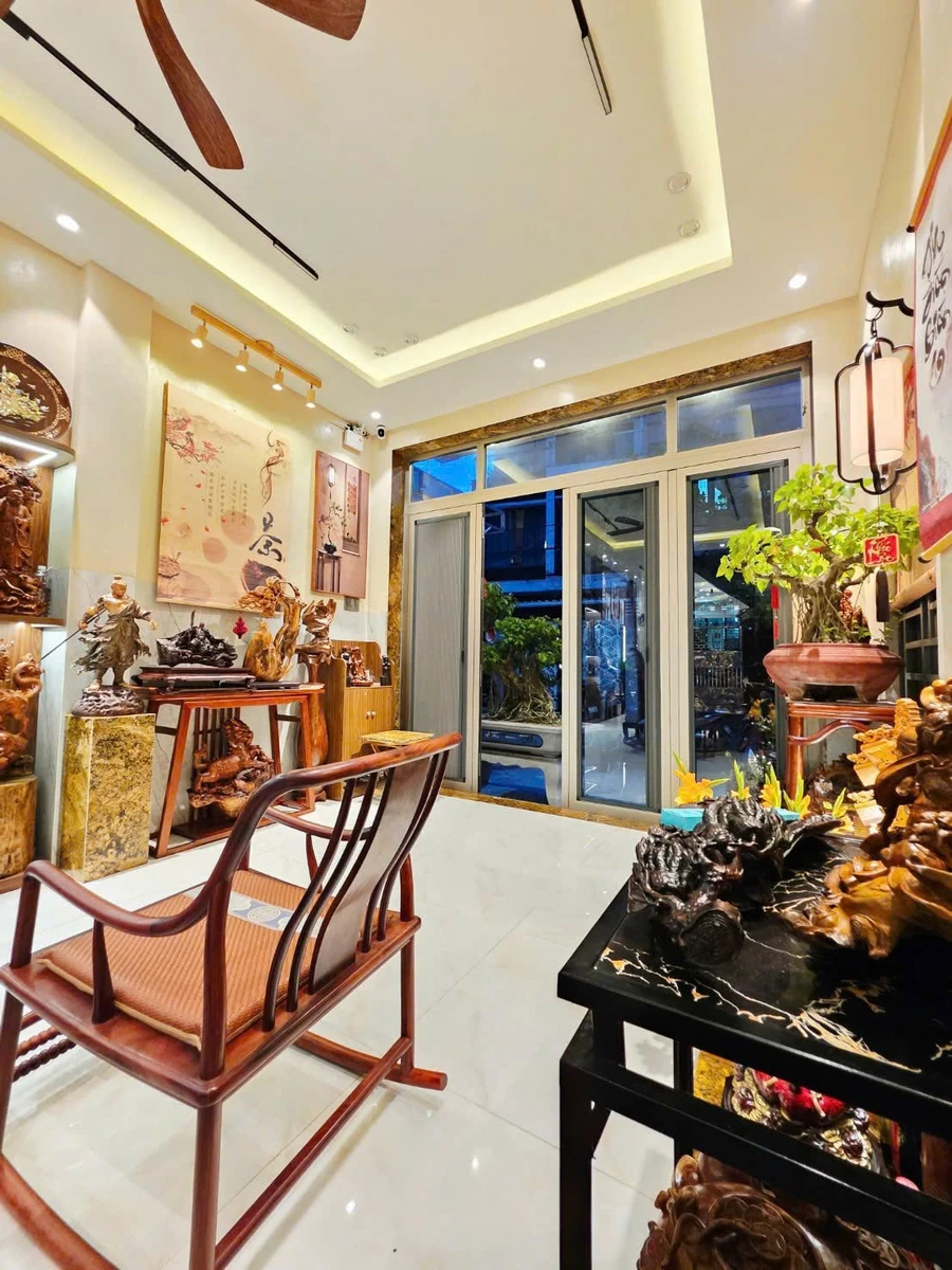 Nhà mặt tiền 3 tầng view biển Xuân Diệu 64m² Quy Nhơn - Ảnh thu nhỏ 3