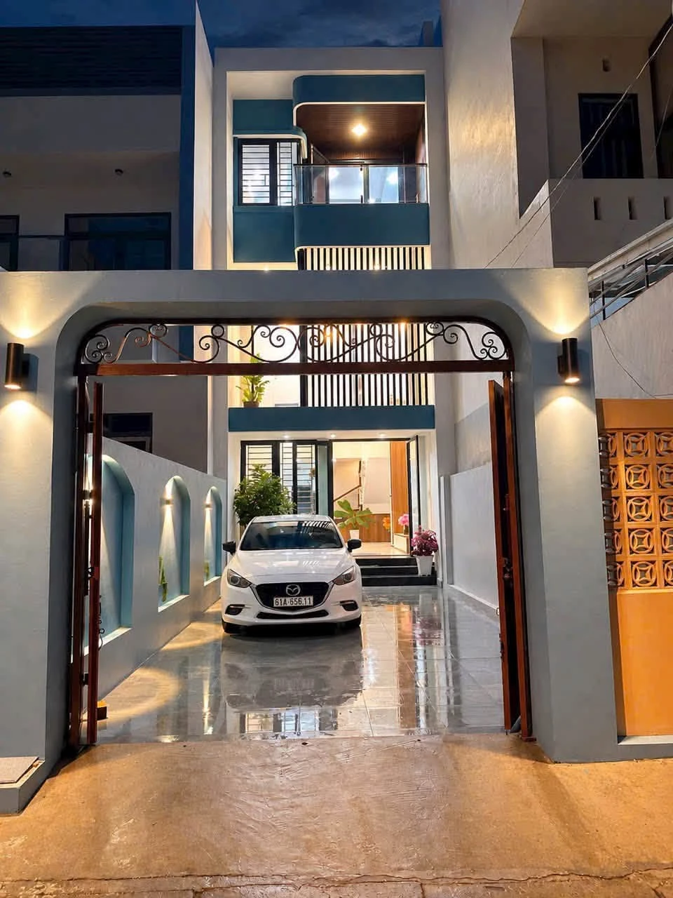 Bán nhà mặt tiền 3 tầng 135 m² Thủ Đức 3 tỷ 650 - Ảnh 1