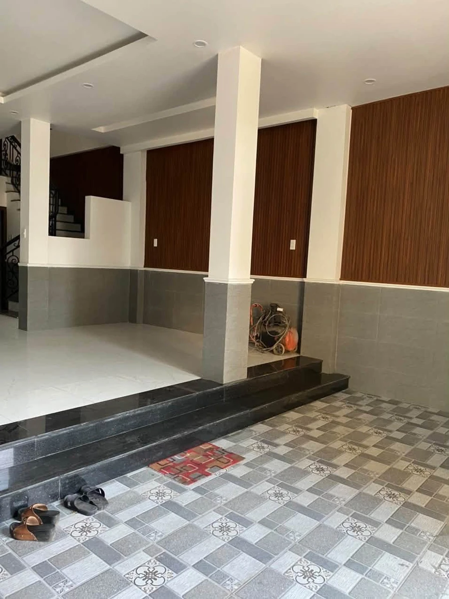Bán nhà 3,5 tầng mặt tiền Nguyễn Chí Thanh, Huế, 52,6m2 - Ảnh thu nhỏ 5