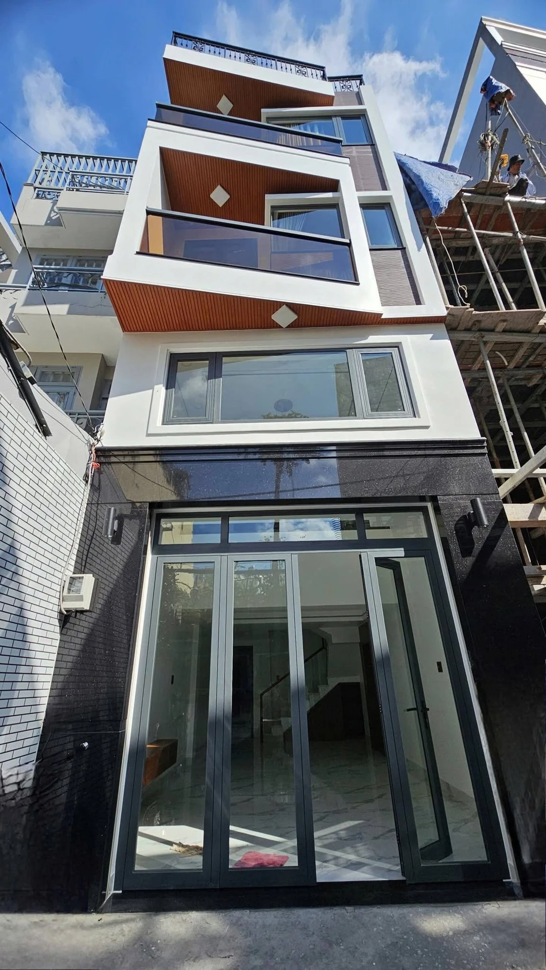 Bán nhà hẻm 40m2, 3 phòng ngủ, 4 WC, Nguyễn Văn Đậu, Q.1 - Ảnh 1
