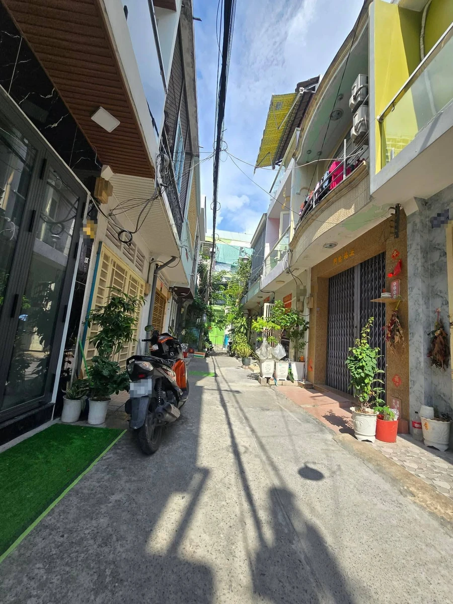 Bán nhà 3 tầng 35m² 3PN gần Minh Phụng - Hồng Bàng, Quận 6, giá 6 tỷ - Ảnh 1