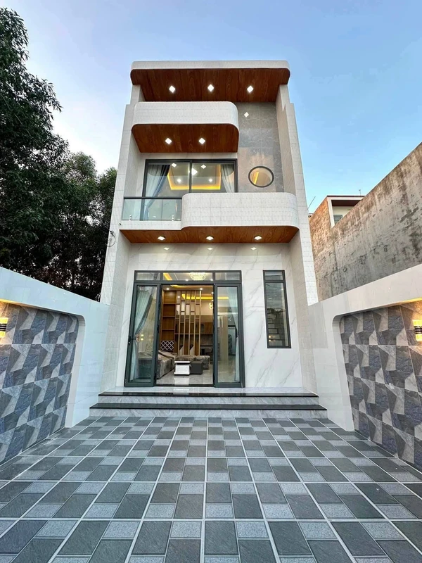 Bán nhà 1 trệt 1 lầu 3PN Huỳnh Khương An, Phước Hưng, Long Hải