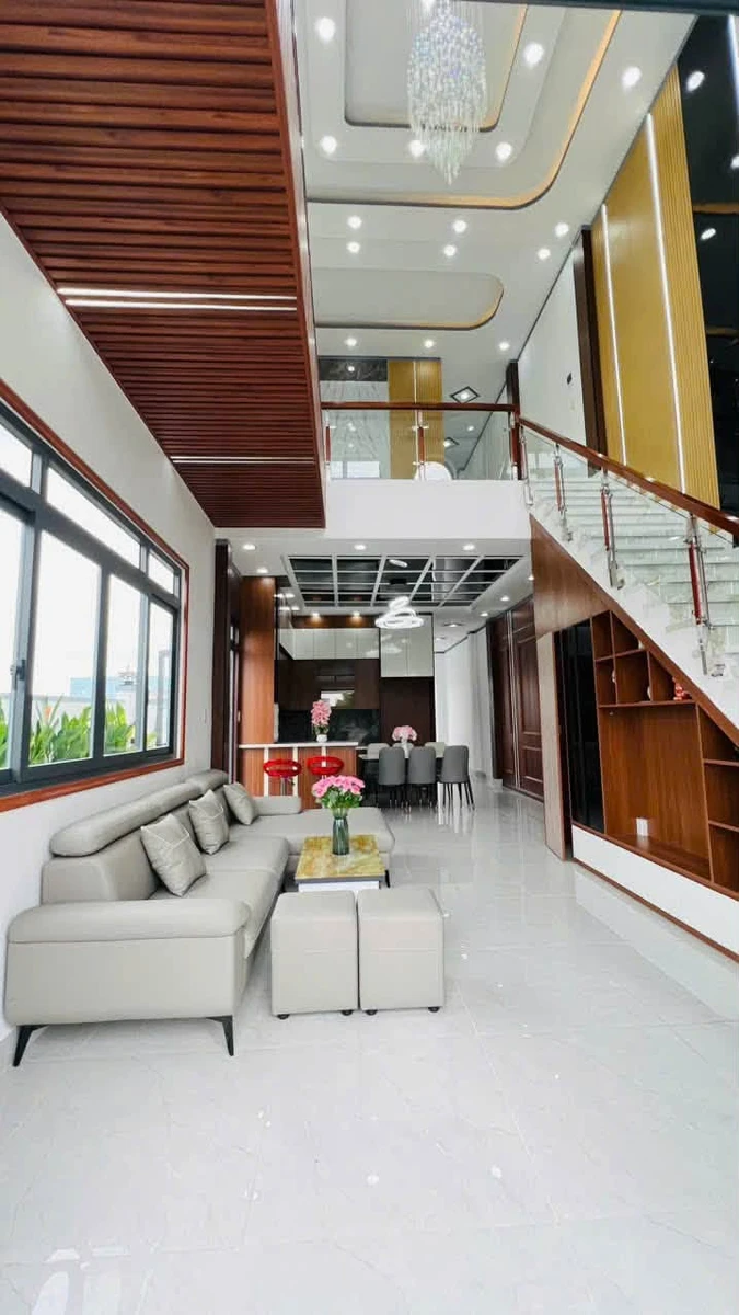Bán nhà lầu sân vườn 164m2, 3PN 2WC, đường nhựa 6m gần ĐT 835A, giá 3,35 tỷ - Ảnh thu nhỏ 4