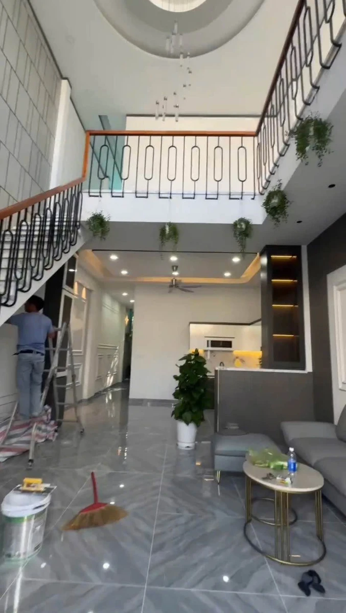 Bán nhà 1 trệt 1 lầu 105m², 3PN, 2WC, giá 2,4 tỷ, Hóc Môn - Ảnh thu nhỏ 3