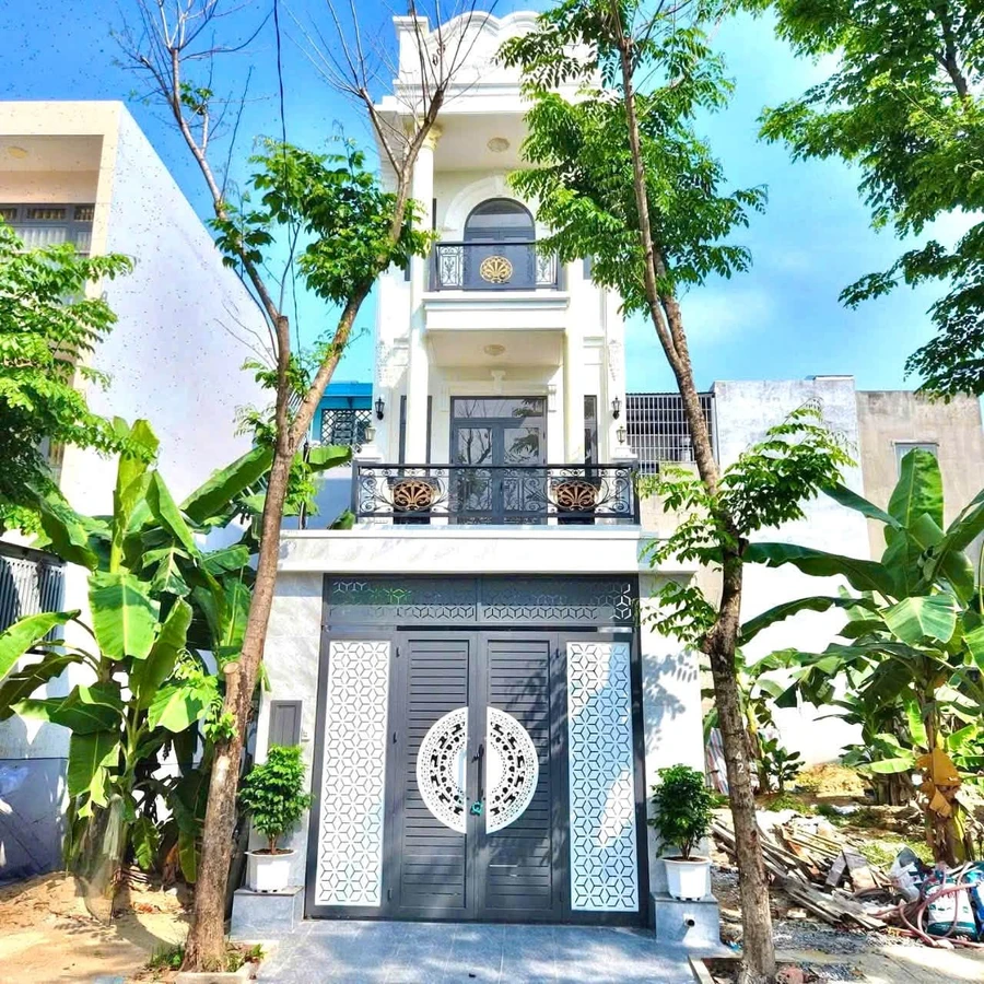 Nhà bán 4 tầng 66.9m² Quận 9 giảm còn 6.5 tỷ - Ảnh 1