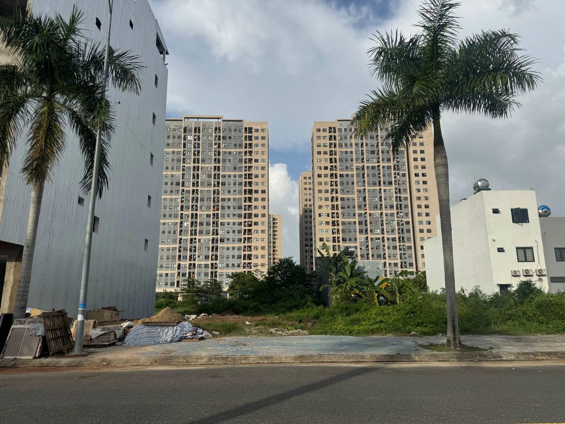 Bán đất Lakeside Bàu Tràm 100m2 mặt tiền 4 tỷ - Ảnh 1