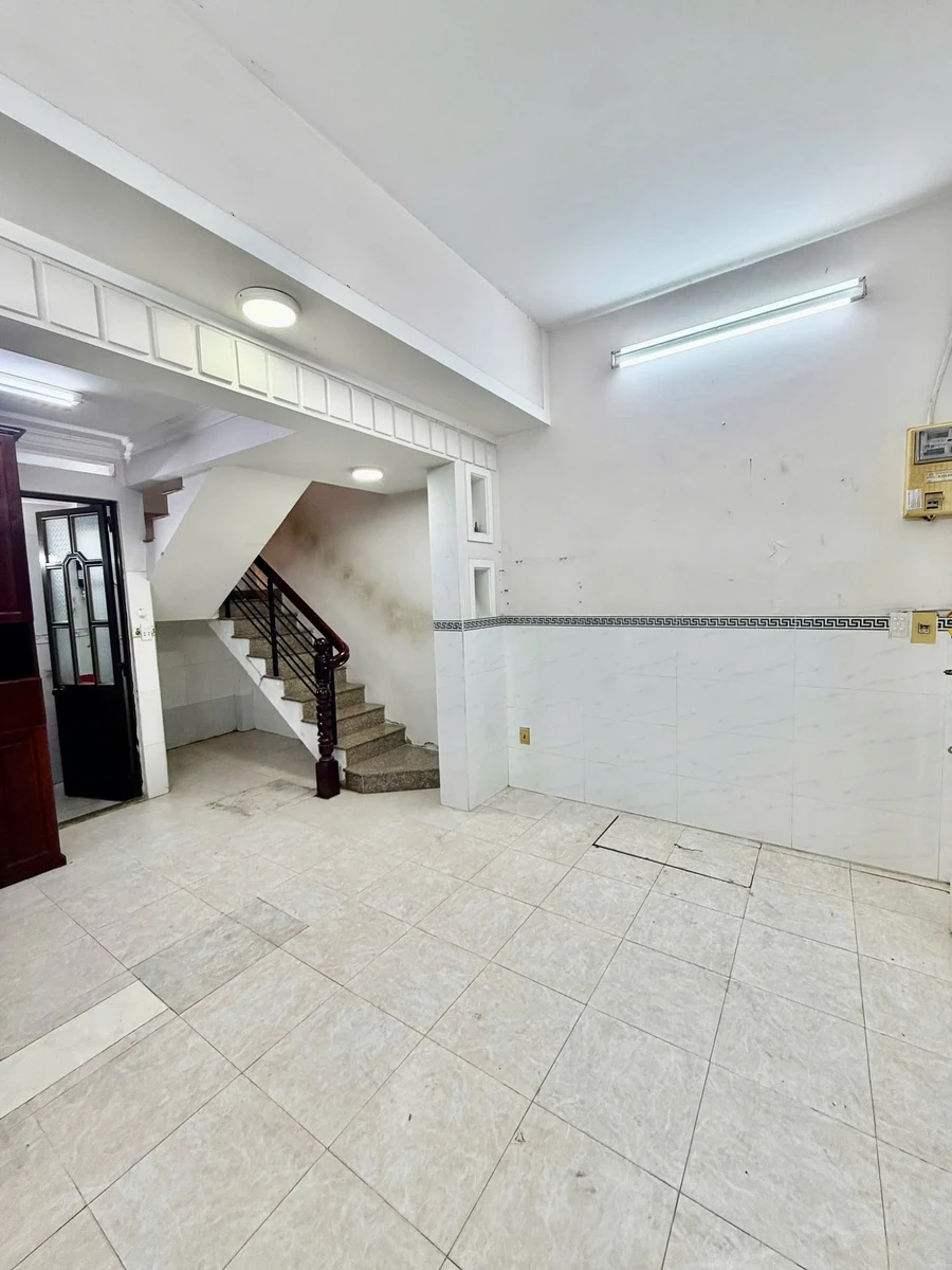 Bán nhà 4 tầng sân thượng 108.8m² Phan Văn Trị Tân Bình 4.55 tỷ - Ảnh thu nhỏ 3