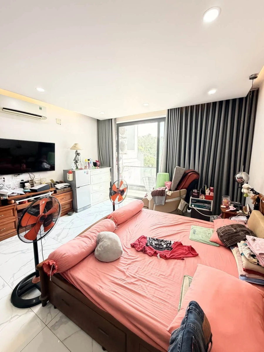 Bán nhà mặt tiền 110m2, 6 phòng ngủ, Phan Xích Long, Quận 3, 27 tỷ - Ảnh thu nhỏ 3