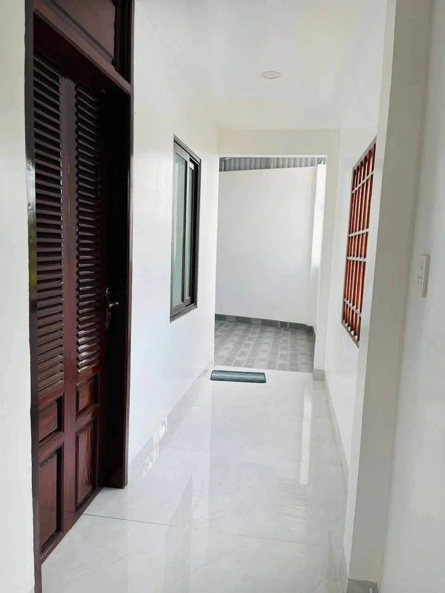 Bán nhà mặt tiền Trần Anh Tông 3PN 101.5m2 Quảng Ngãi - Ảnh thu nhỏ 5