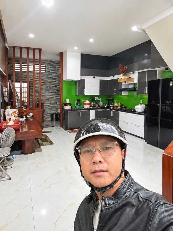 Bán nhà 5 phòng ngủ 75m2 mặt tiền Lê Văn Thịnh 5 tỷ