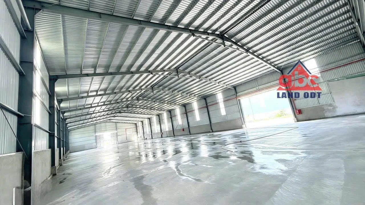 Cho thuê xưởng sản xuất 2000m2 gần KCN Hố Nai - Ảnh 1