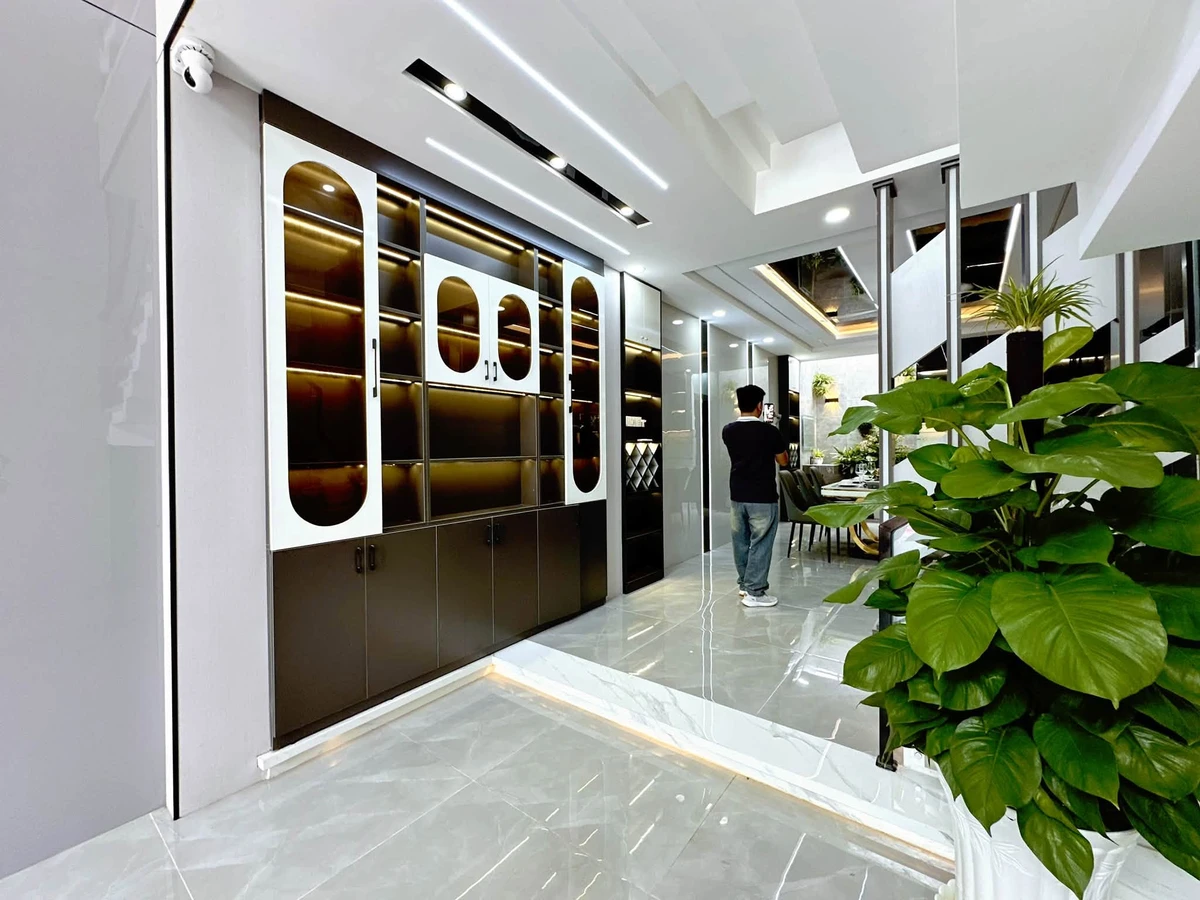 Bán nhà 4x15m trệt lửng 3 lầu full nội thất Lê Quang Hòa, Thới An, Quận 12 - 6,1 tỷ - Ảnh thu nhỏ 3