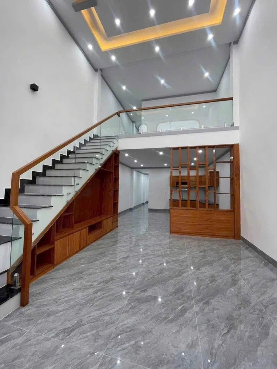 Nhà bán Cư Xá Liên Hiệp 94m² 3 phòng ngủ 2,4 tỷ - Ảnh thu nhỏ 2