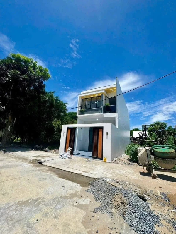 Bán nhà 1 trệt 1 lầu 5x20m, 3PN, đường số 13 KDC Đại Dương, Phường 6, Tân An, Long An