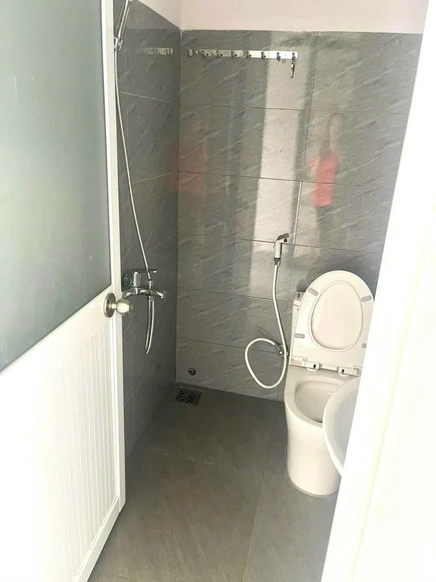 Bán nhà nghỉ 10 phòng cho thuê 5x20m sau chợ Tân Hòa 4,5 tỷ - Ảnh thu nhỏ 5