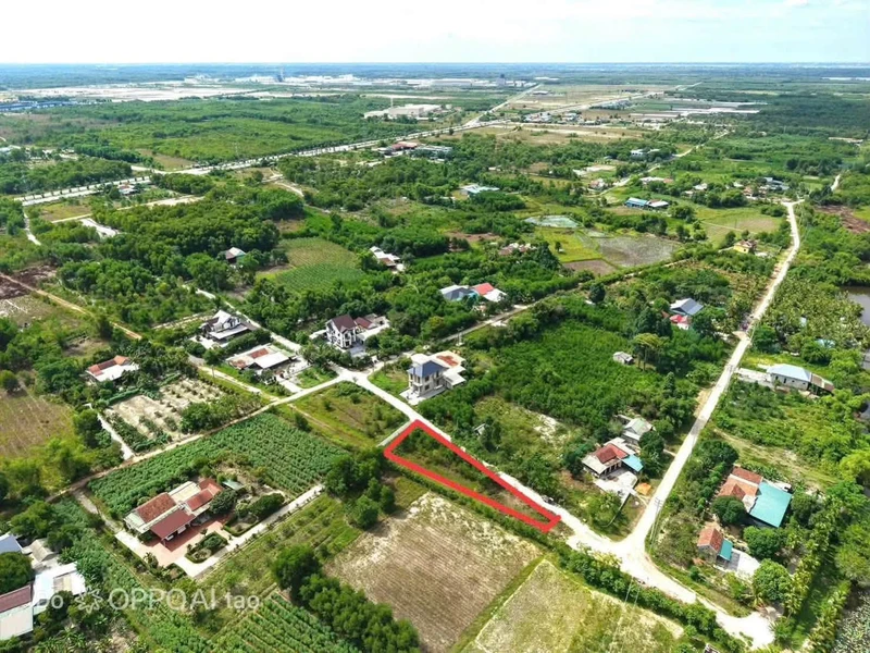 Bán lô đất 211m2 ba mặt tiền gần trung tâm Phong Điền, Huế, giá 69 triệu