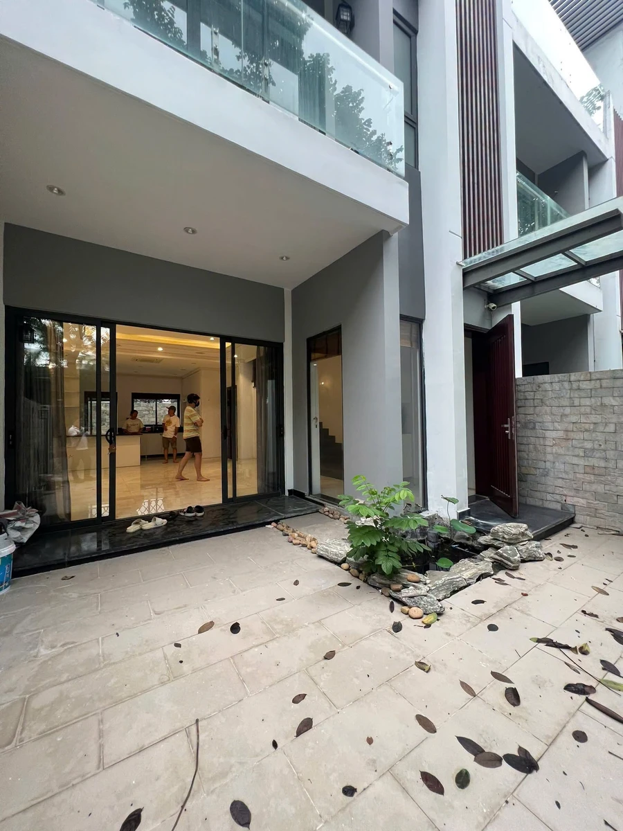 Cho thuê nhà phố 4PN 96m² Golf Park Quận 9 - 16tr/tháng - Ảnh thu nhỏ 2