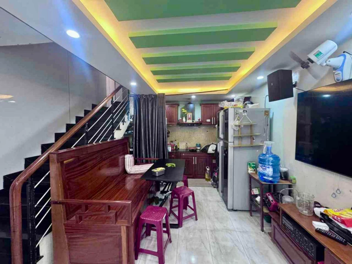 Bán nhà 4 tầng mặt tiền Tô Hiến Thành Sơn Trà 34.6m2 hơn 7 tỷ - Ảnh thu nhỏ 3