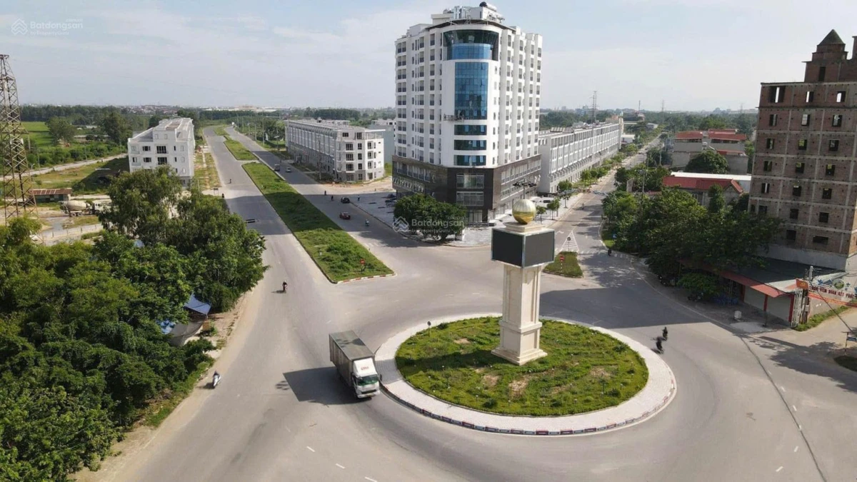 CHÍNH CHỦ DO ĐI NƯỚC NGOÀI BÁN GẤP LÔ BIỆT THỰ 300M2 TRUNG TÂM XUÂN HÒA XUNG QUANH TIỆN ÍCH CÓ SẴN - Ảnh thu nhỏ 4