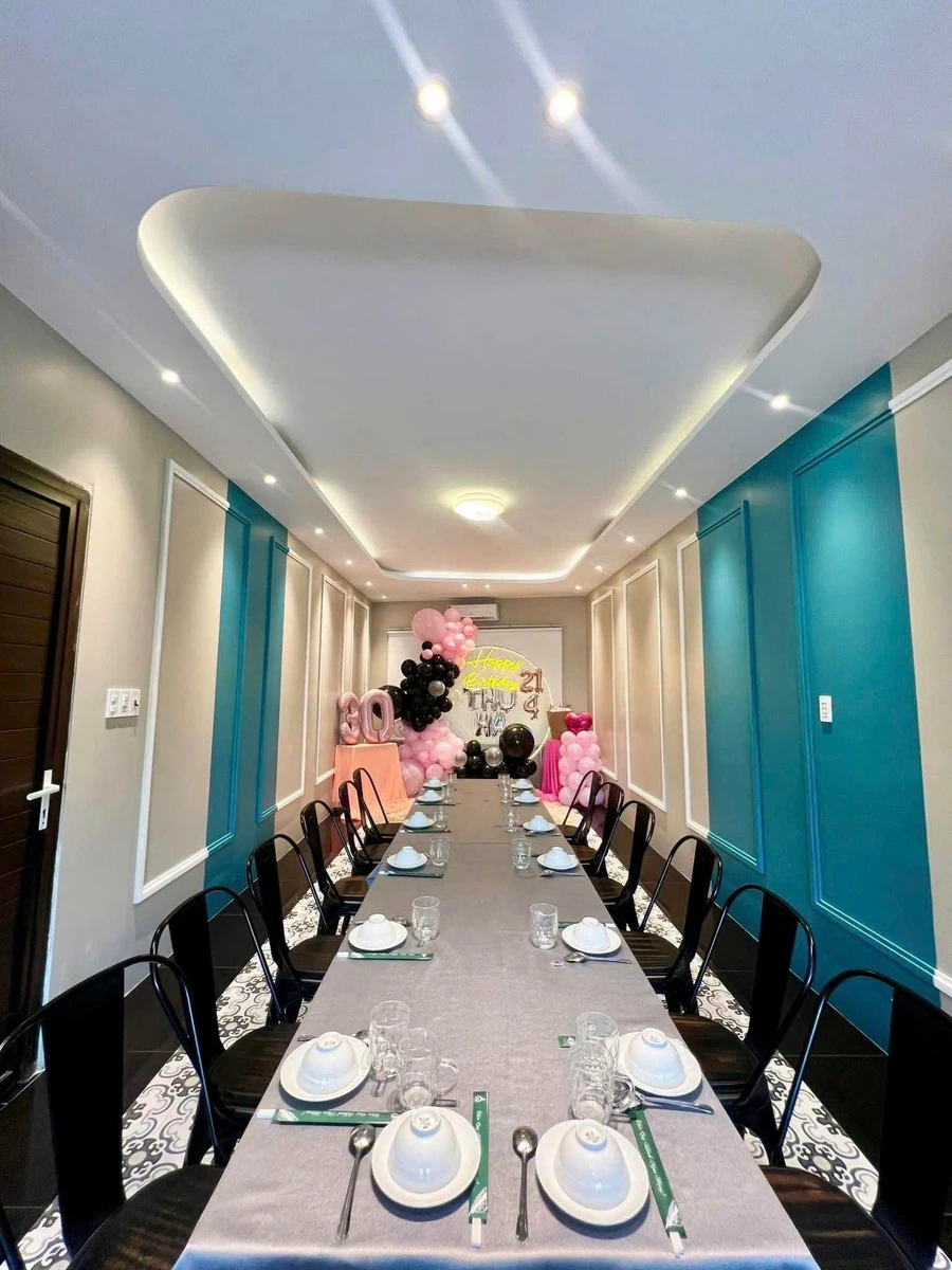 Sang nhượng nhà hàng mặt tiền Hùng Vương 500m² 680 triệu - Ảnh 1