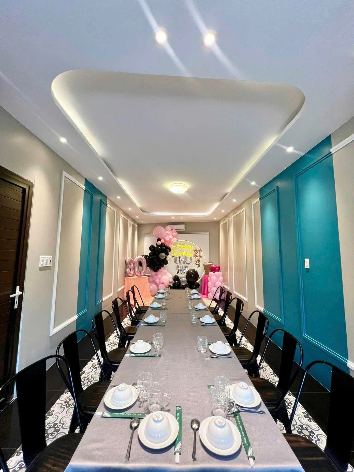 Sang nhượng nhà hàng mặt tiền Hùng Vương 500m² 680 triệu - Ảnh 1