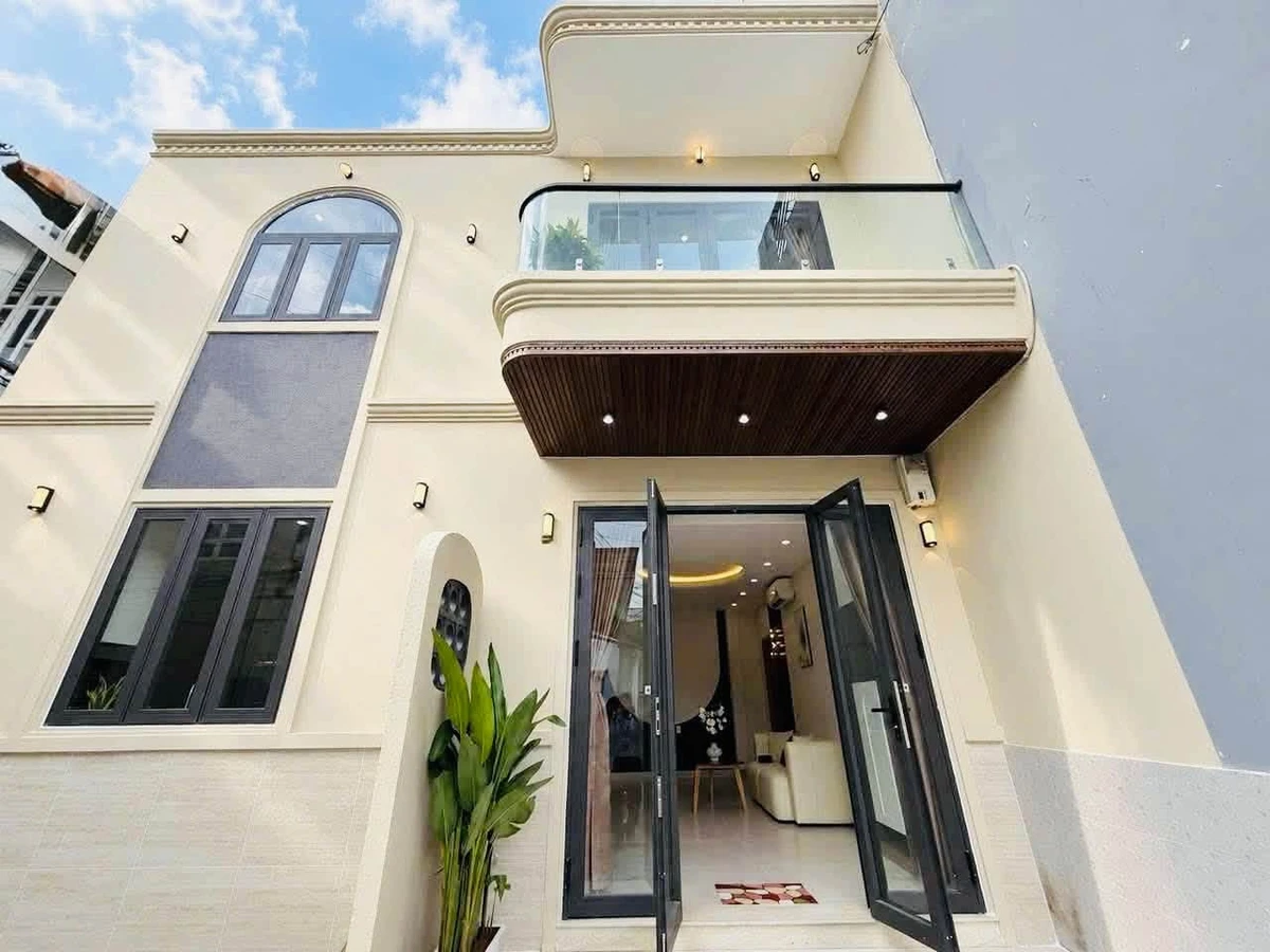 Bán nhà ngang 7,5m, 54m², 4PN, gần chợ Cây Quéo, Bình Thạnh, 7.8 tỷ - Ảnh 1