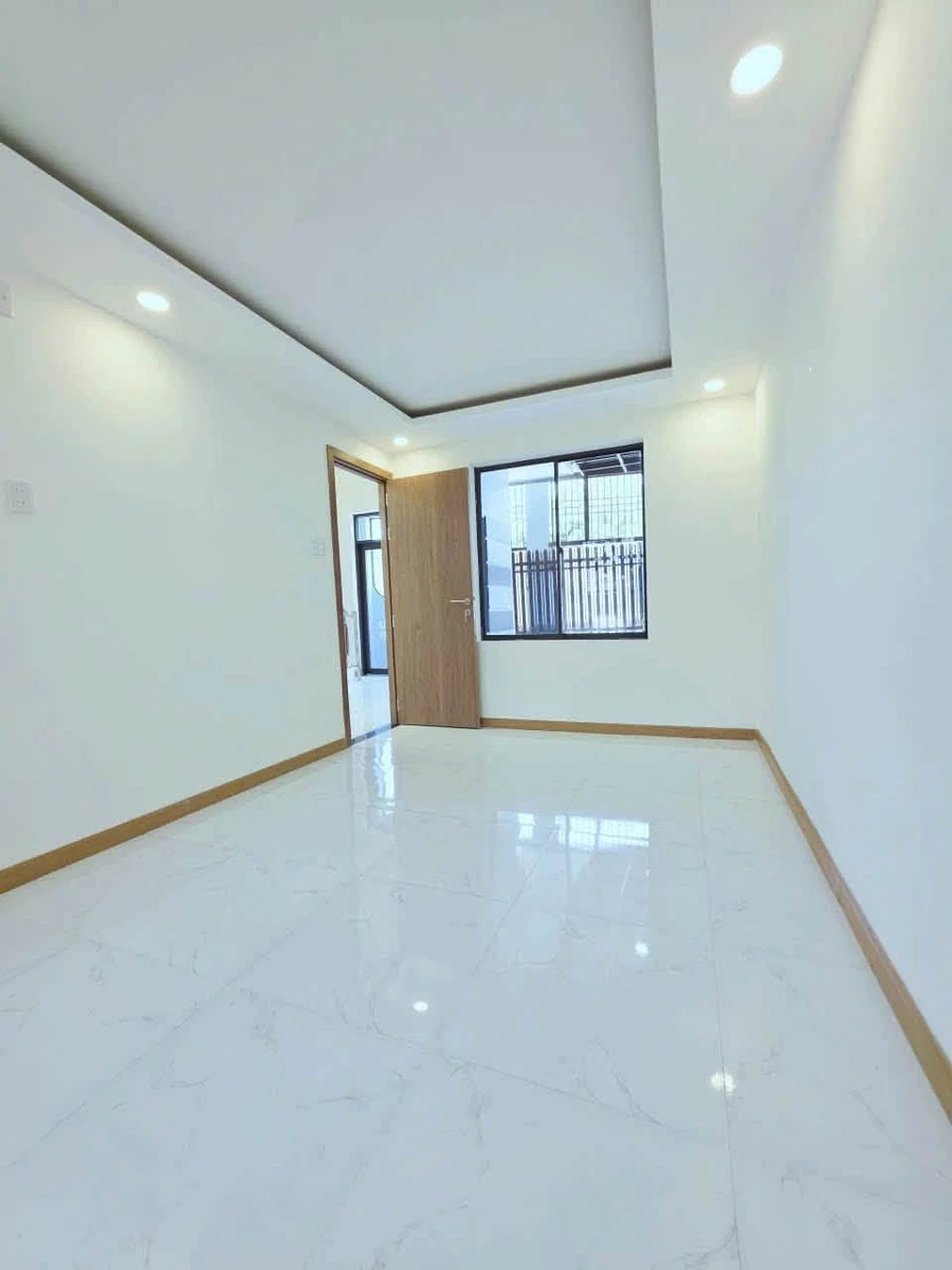 Bán nhà 2 tầng 65.8m² Xóm Chiếu Bình Tân, 3PN, giá 3.85 tỷ - Ảnh thu nhỏ 5