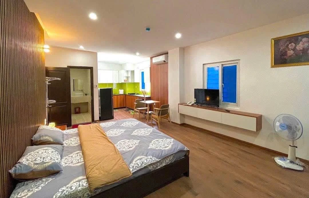 Bán căn hộ mặt tiền 100m² Nguyễn Công Trứ gần biển Mỹ Khê, Khánh Hòa - Ảnh 1