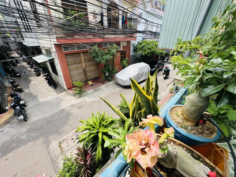 Nhà trung tâm phố biển Quy Nhơn chỉ cách 5 phút ra biển. Vị trí đắc địa để ở hoặc homestay du lịch! - Ảnh thu nhỏ 2