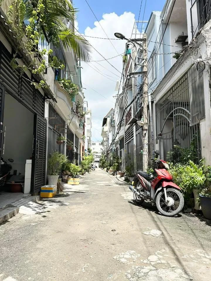 Bán nhà 70m2 3 phòng ngủ Phạm Văn Chiêu Gò Vấp - Ảnh 1