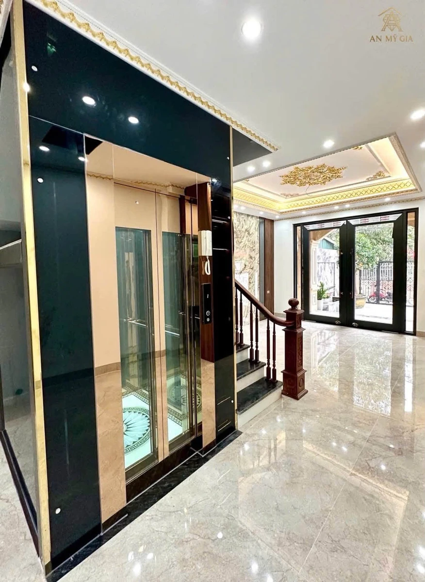 Bán nhà 4 tầng 100m² nội thất cao cấp Phố Lao Động - Ảnh thu nhỏ 4