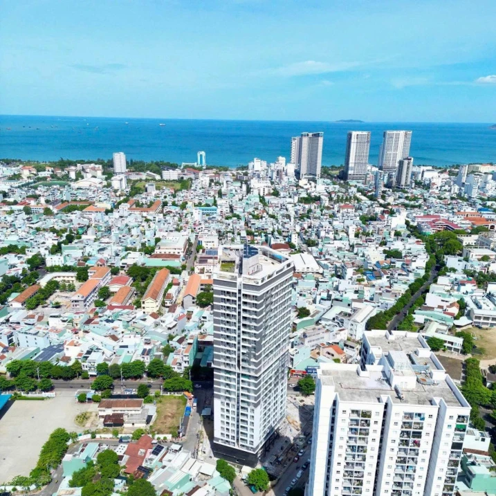 Tặng ngay gói nội thất liền tường và 12 tháng miễn lãi khi mua Phú Tài Central Life trong tháng - Ảnh thu nhỏ 2