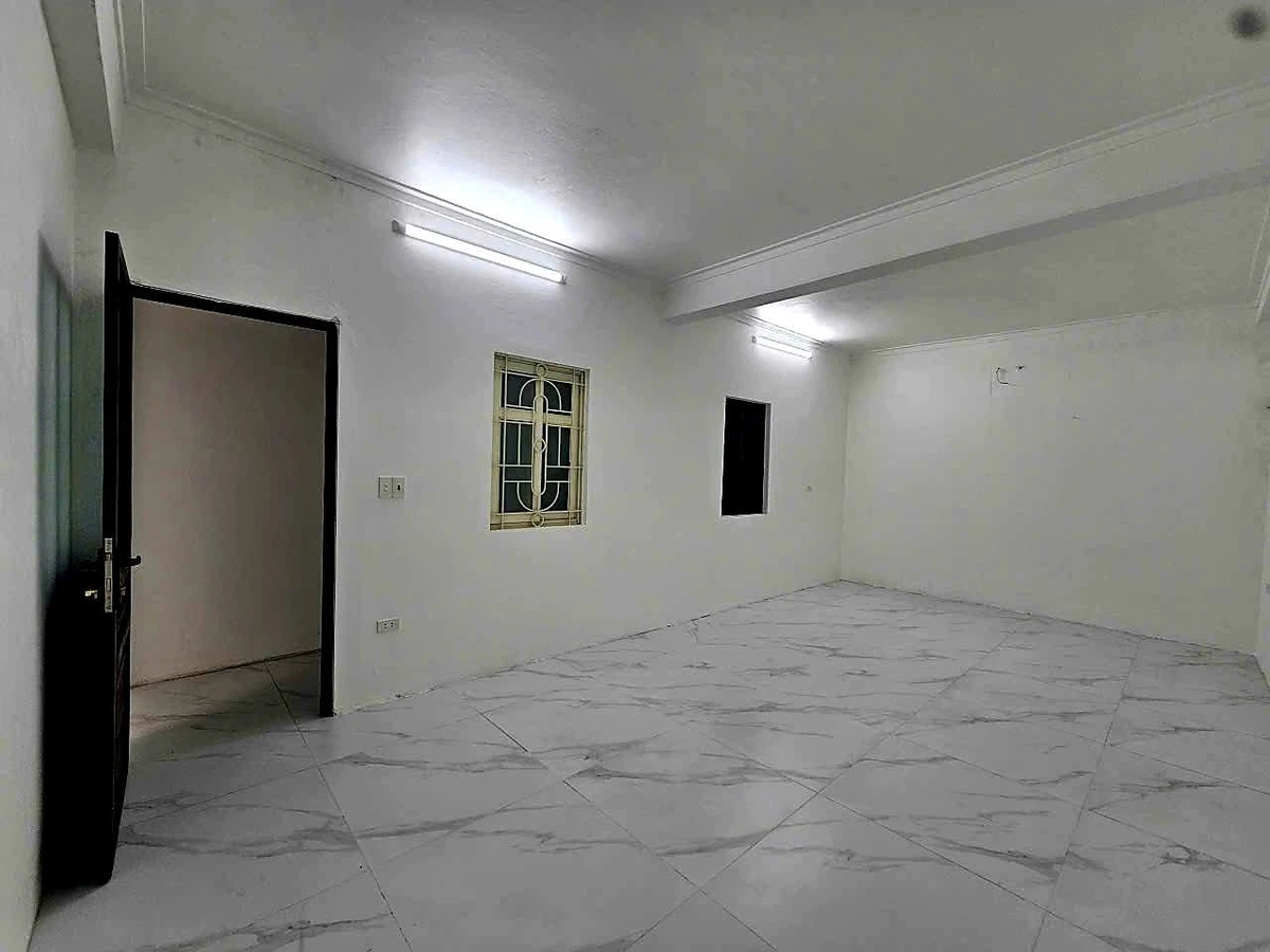 Bán nhà 3 tầng 6 phòng ngủ 125m² mặt tiền 5m, Tân Bình - Ảnh thu nhỏ 5