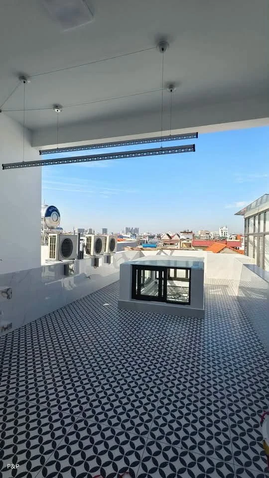 Bán nhà mặt đường Trung Hành 110m2, 4PN, 3,5 tầng thang máy, 9,5 tỷ - Ảnh thu nhỏ 4